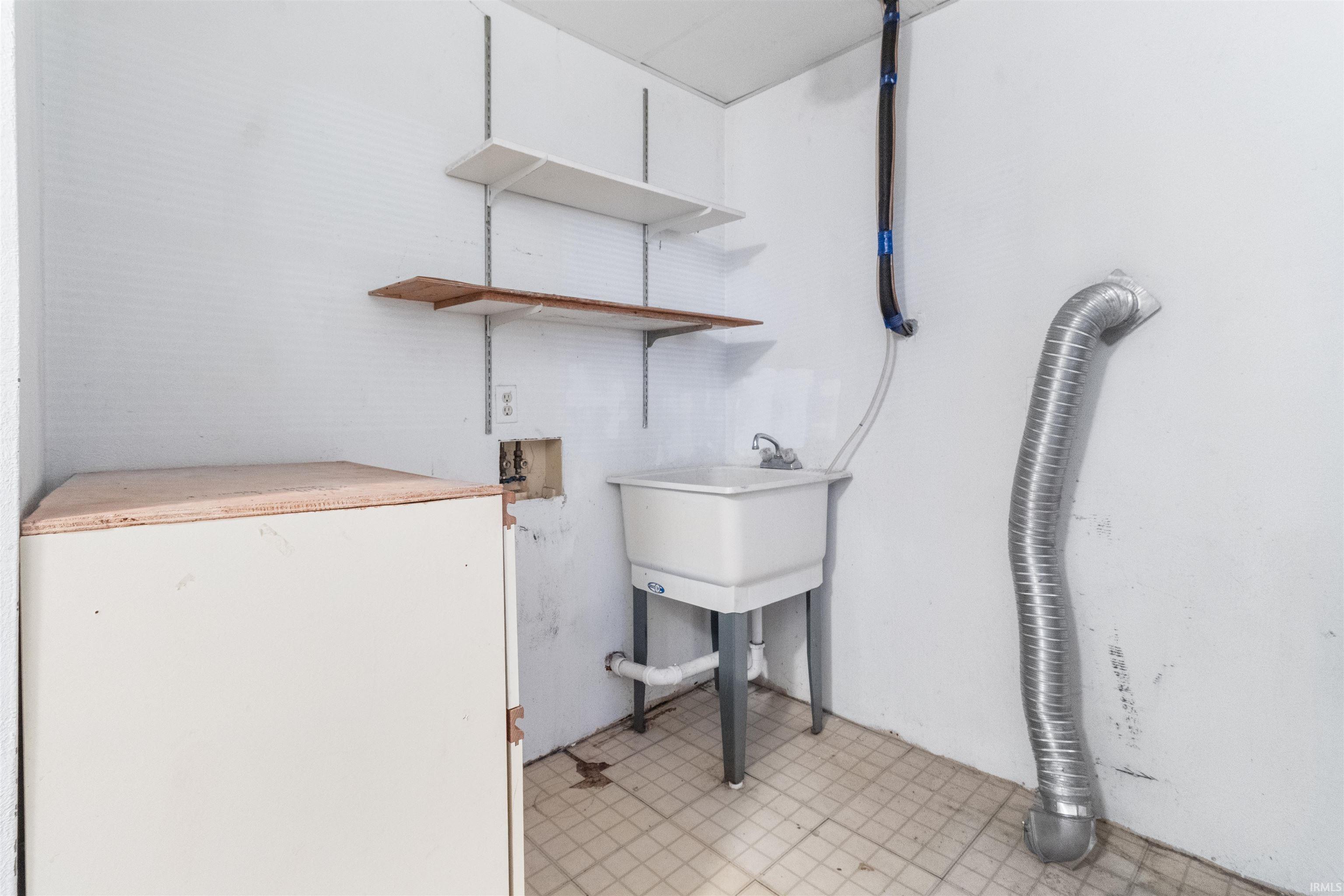 808 Rose Street Elkhart, IN 46514 - Photo 32 of 36