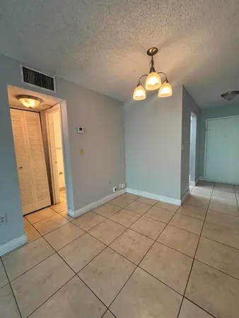 $1,550 | 1805 Sans Souci Boulevard, Unit 507, North Miami, FL 33181