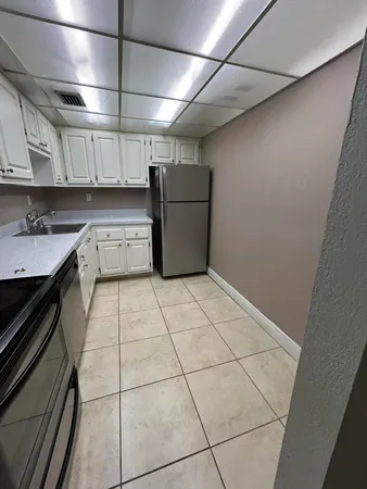 $1,550 | 1805 Sans Souci Boulevard, Unit 507, North Miami, FL 33181