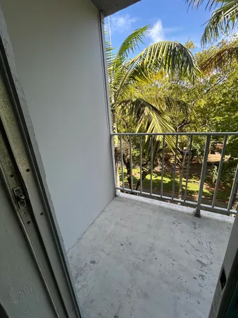 $1,550 | 1805 Sans Souci Boulevard, Unit 507, North Miami, FL 33181