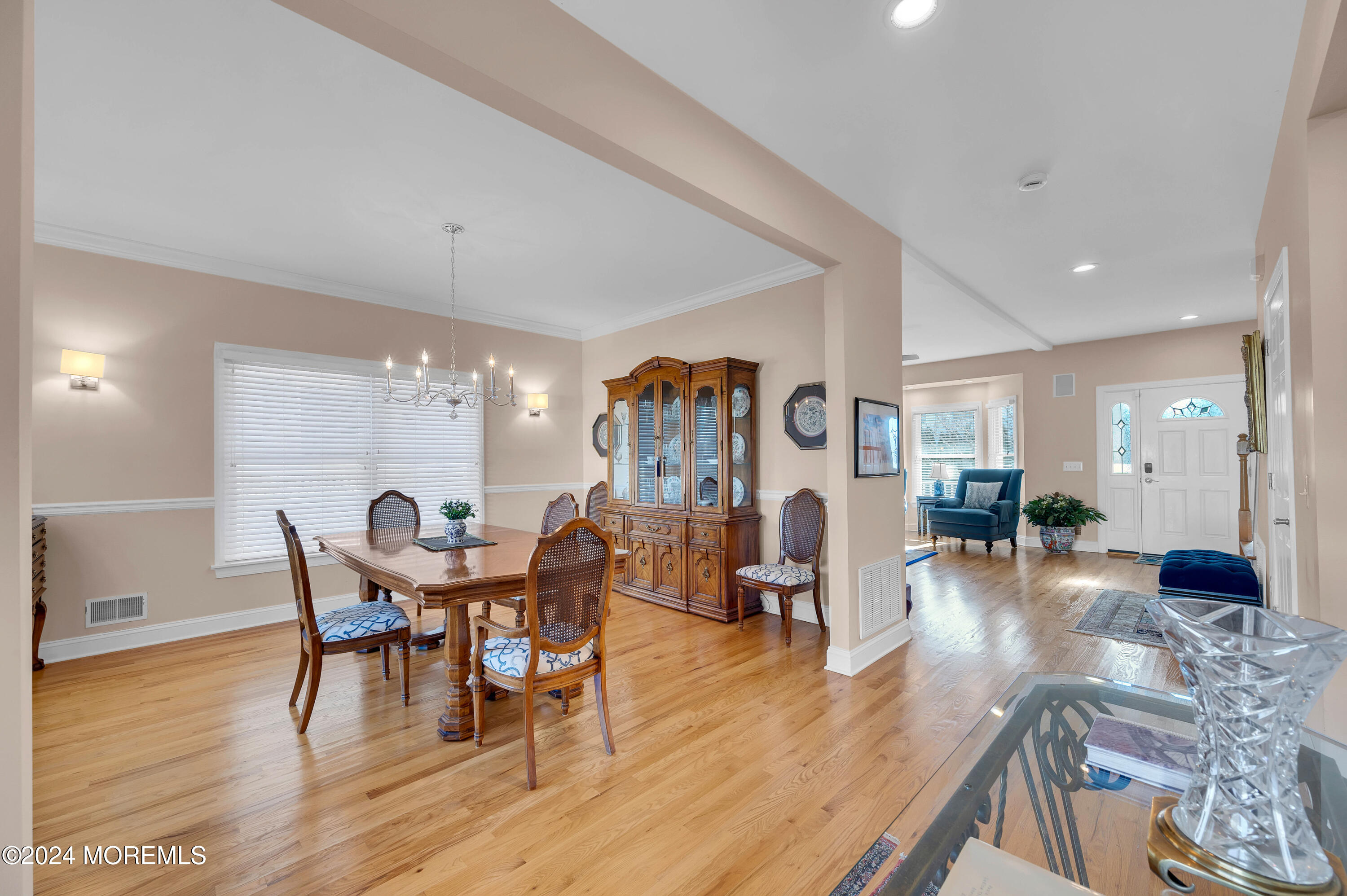 400 New Bedford Road Belmar, NJ 07719 - Photo 5 of 37 Dining 2