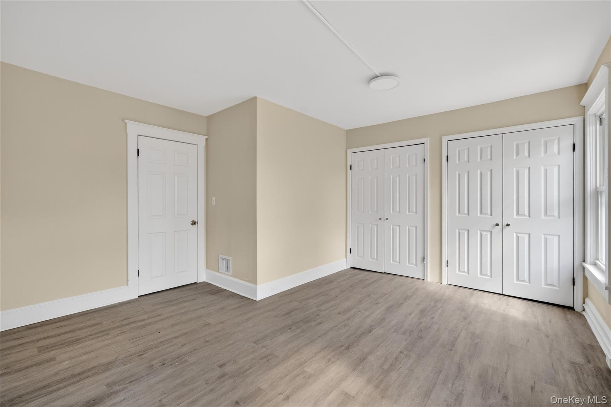 26 1/2 Ridge Street Middletown, NY 10940 - Photo 31 of 36