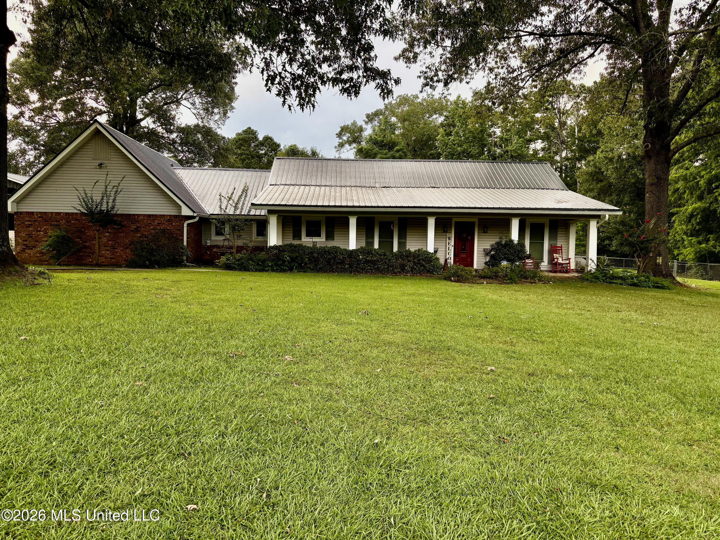 161 McCarty Road Jackson, MS 39212 - Photo 2 of 8 IMG_8897