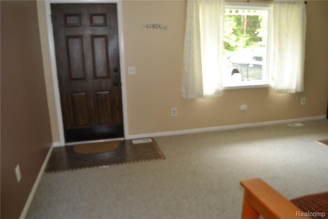 7072 North Center Road Mount Morris, MI 48458 - Photo 6 of 61 DSC_0786.JPG