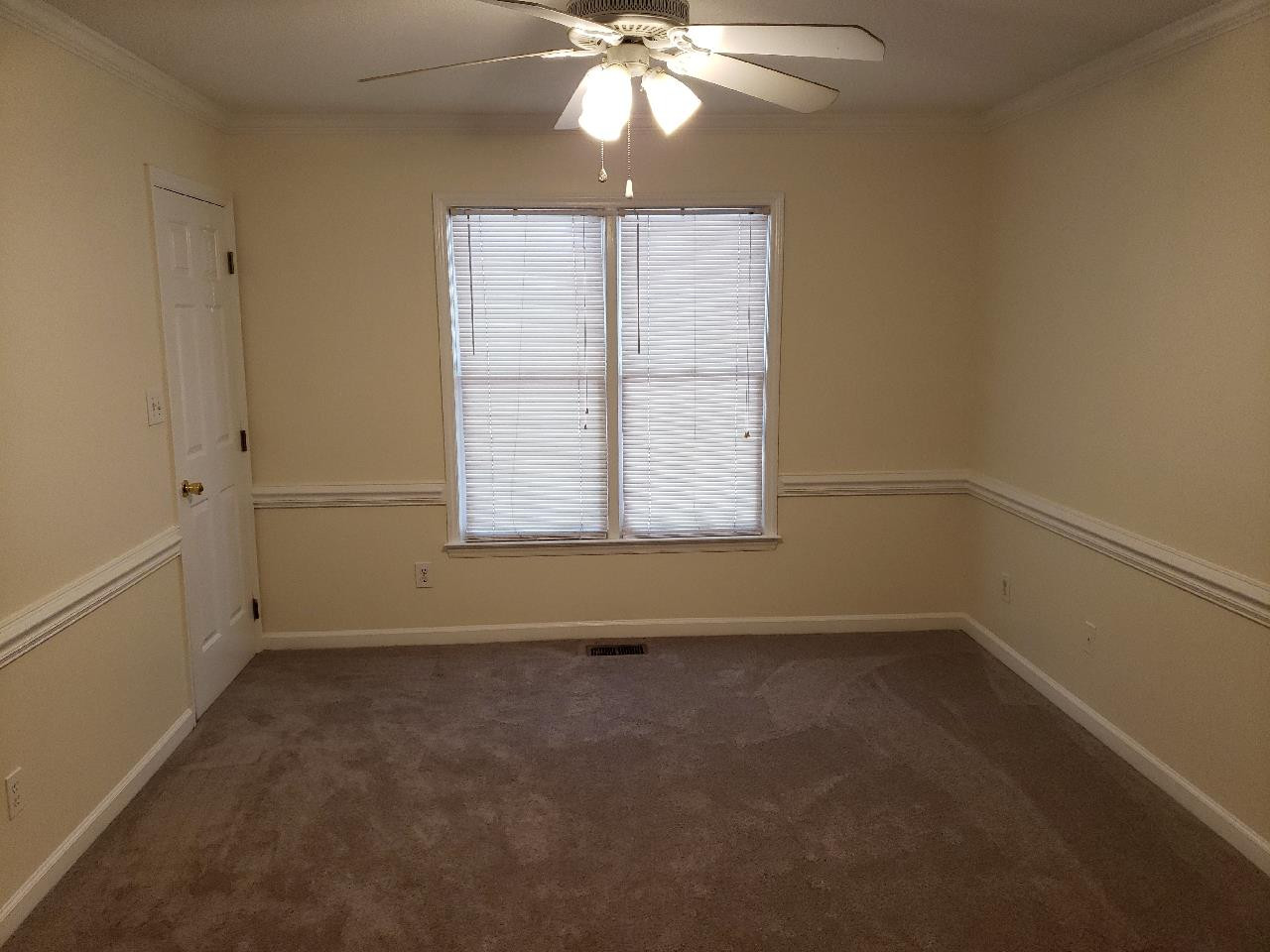 4621 Ellsmere Lane Raleigh, NC 27604 - Photo 9 of 30 1st Floor Master bedroom