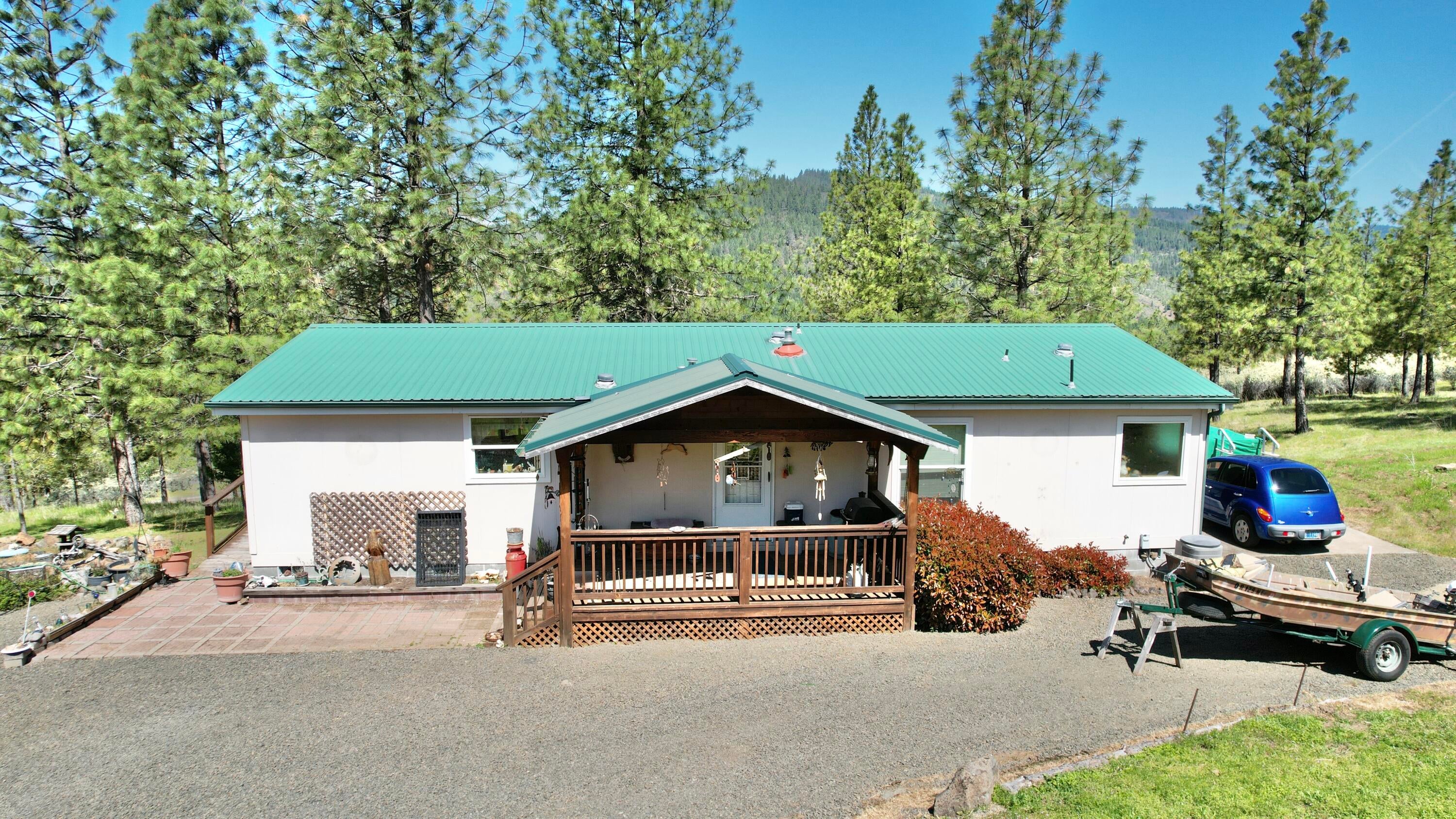 12888 McNeil Creek Road Trail, OR 97541 - Photo 13 of 32 Front of Home