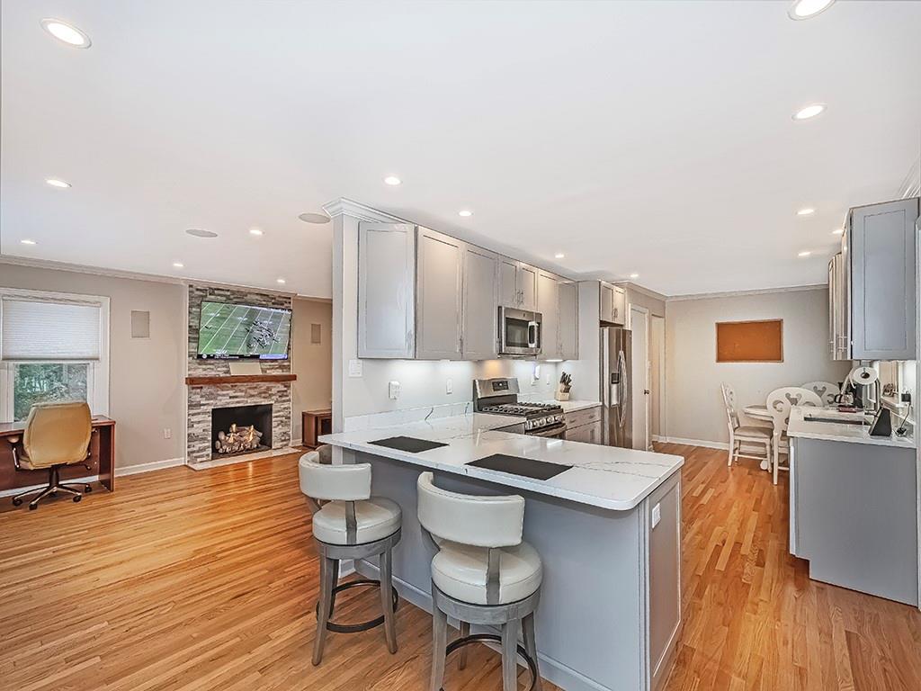 461 Fairview Road Pittsburgh, PA 15238 - Photo 11 of 40 Gallery Image 11