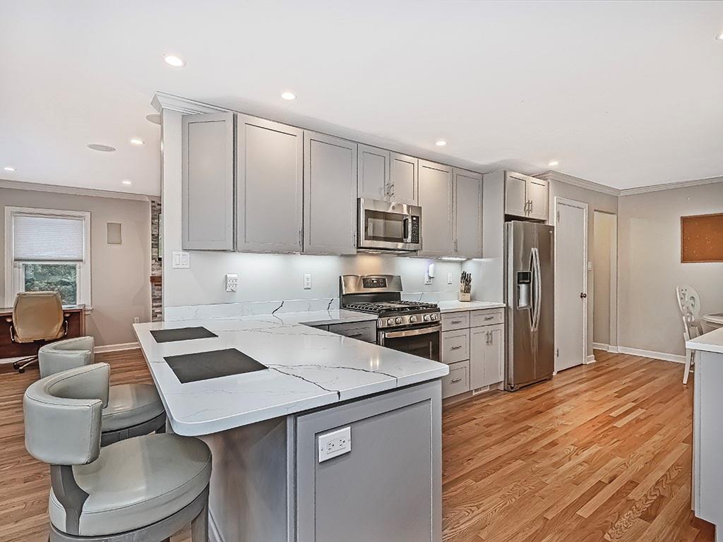 461 Fairview Road Pittsburgh, PA 15238 - Photo 12 of 40 Gallery Image 12