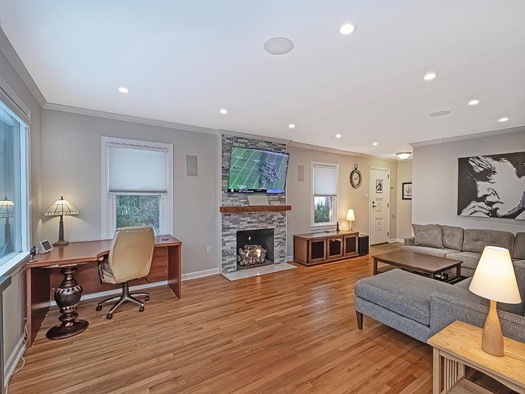 461 Fairview Road Pittsburgh, PA 15238 - Photo 7 of 40 Gallery Image 7