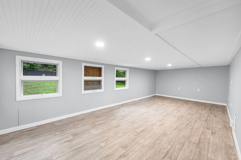 83 Rolf Avenue Chicopee, MA 01020 - Photo 13 of 30