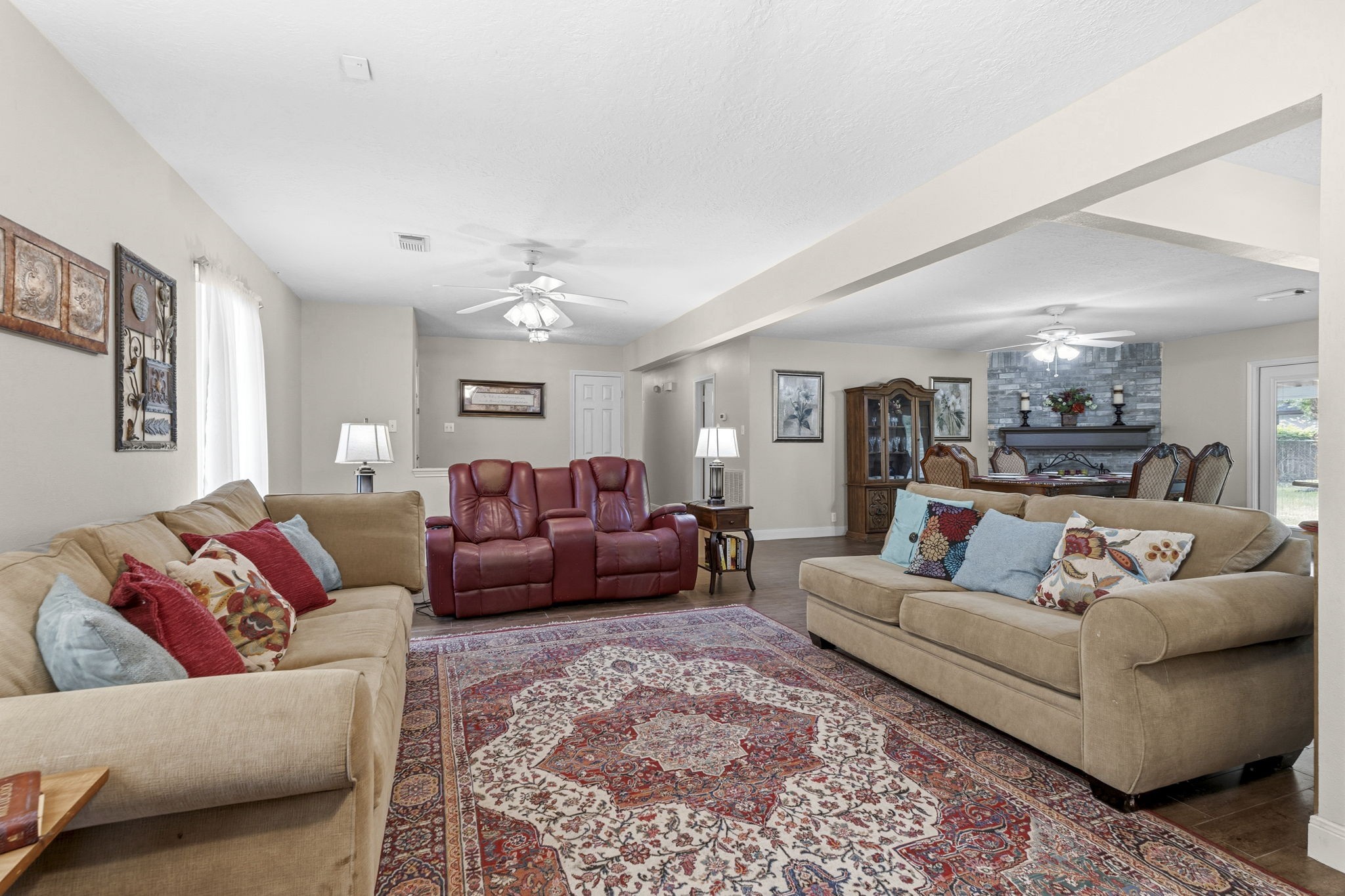 21809 Tophill Drive Spring, TX 77388 - Photo 8 of 50 a living room with furniture and a couch