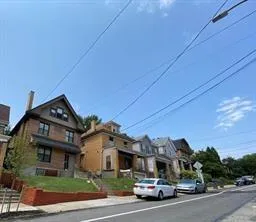 $1,275 | 138 Merrimac Street, Unit 2, Pittsburgh, PA 15211