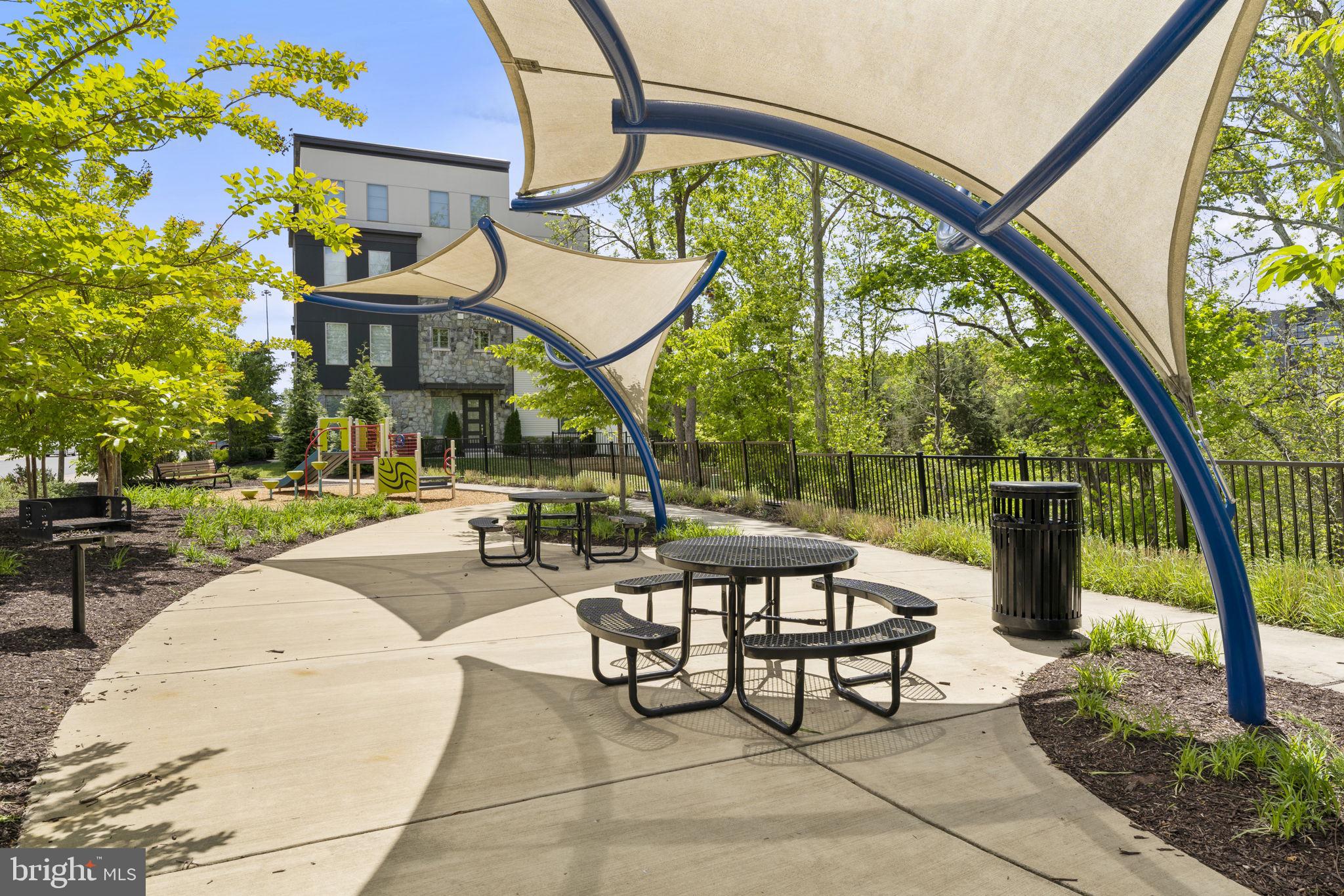 14218 Newbrook Drive Chantilly, VA 20151 - Photo 43 of 45