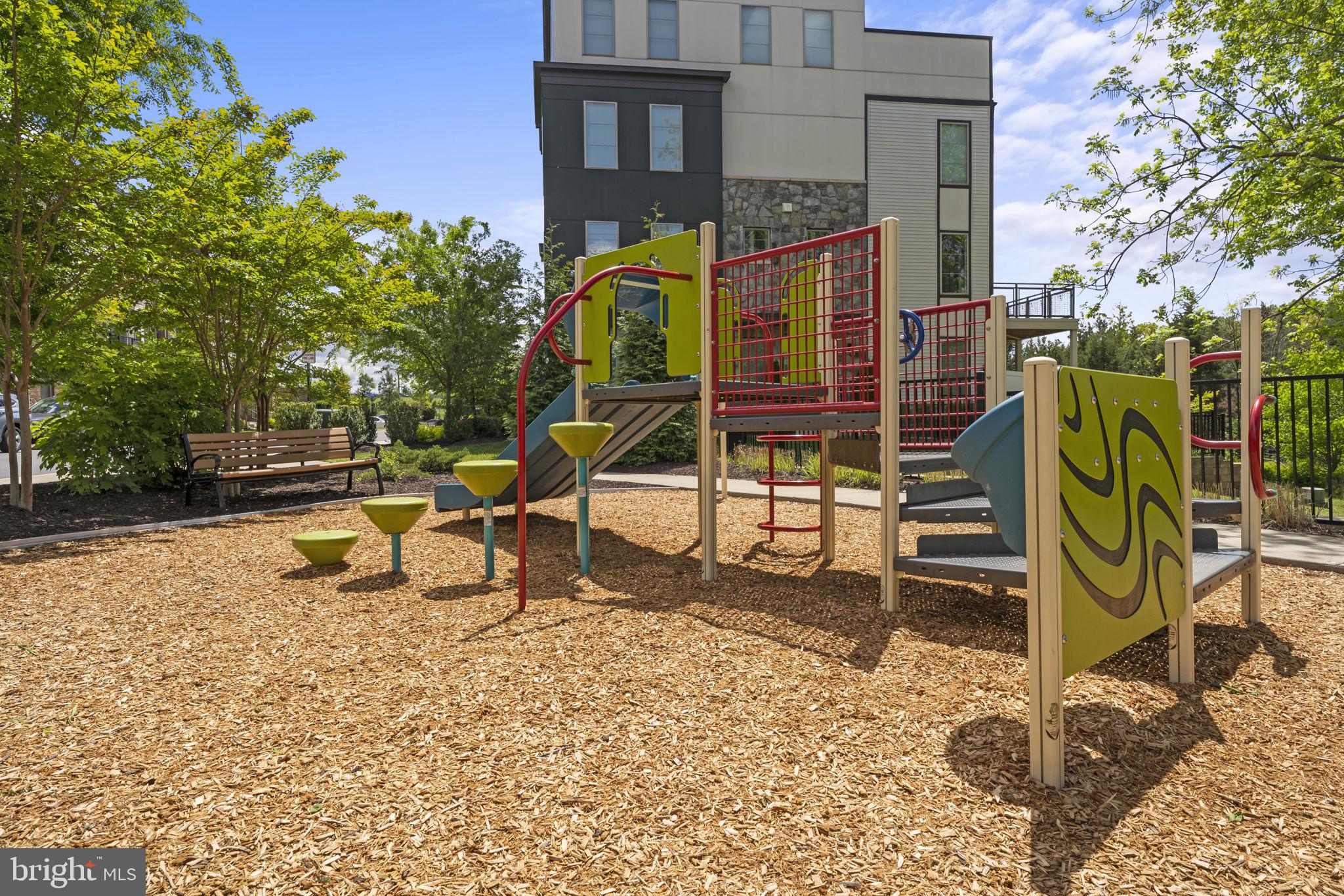 14218 Newbrook Drive Chantilly, VA 20151 - Photo 44 of 45