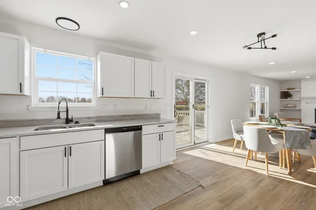 $330,000 | 12151 Bearsdale Drive, McCordsville, IN 46055