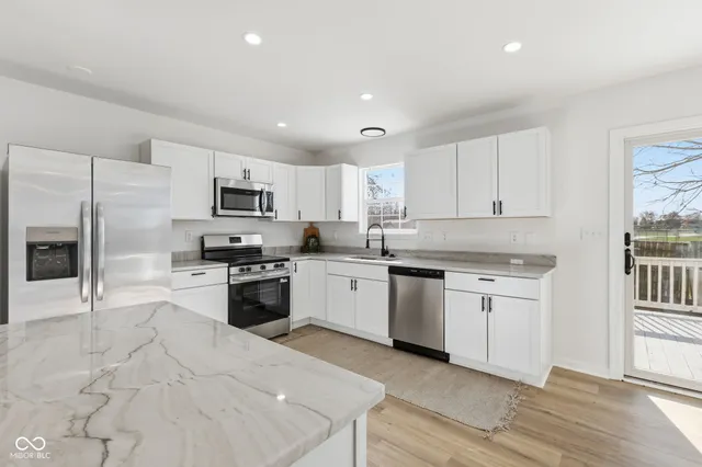 $330,000 | 12151 Bearsdale Drive, McCordsville, IN 46055