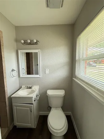 $1,950 | 820 Carney Drive, Garland, TX 75041