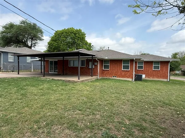 $1,950 | 820 Carney Drive, Garland, TX 75041
