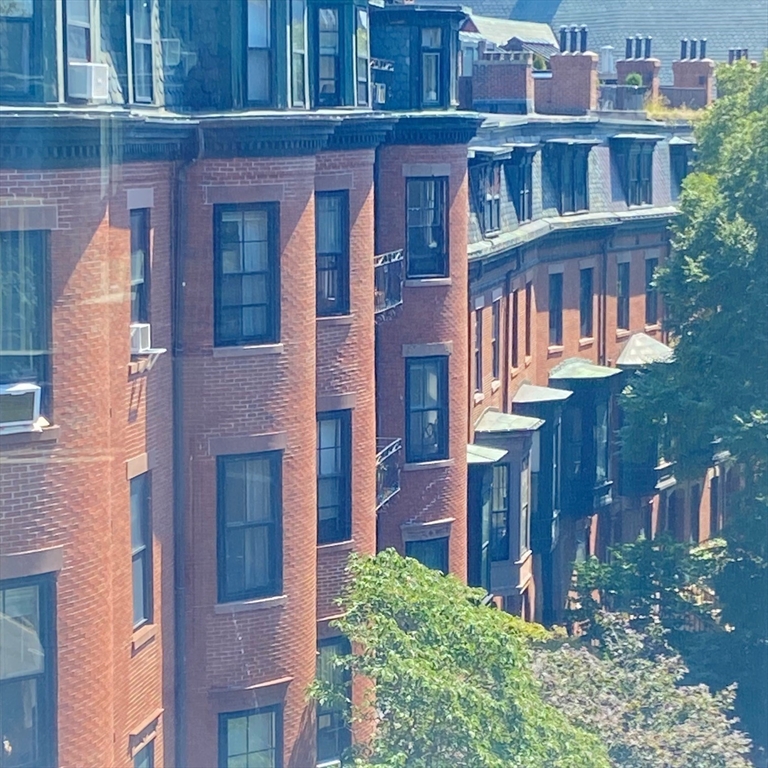 145 Pinckney Street, Unit 603605 Boston, MA 02114 - Photo 34 of 38