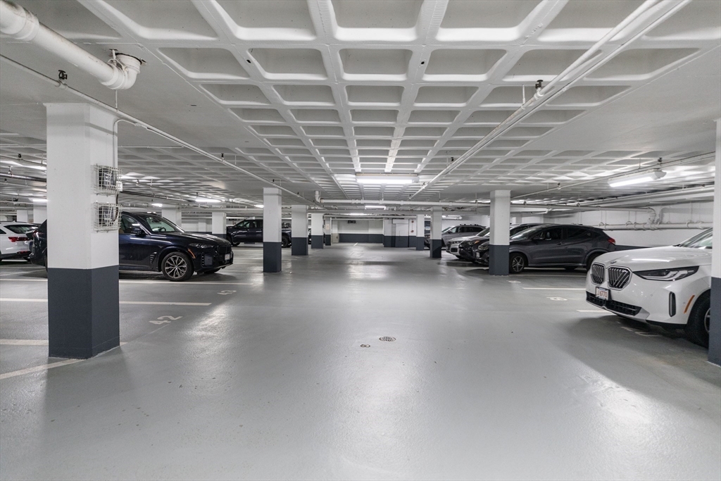 145 Pinckney Street, Unit 603605 Boston, MA 02114 - Photo 36 of 38