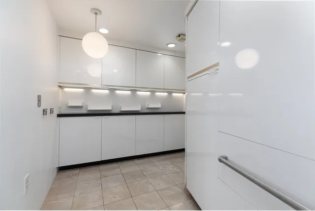 $1,900,000 | 145 Pinckney Street, Unit 603605, Boston, MA 02114