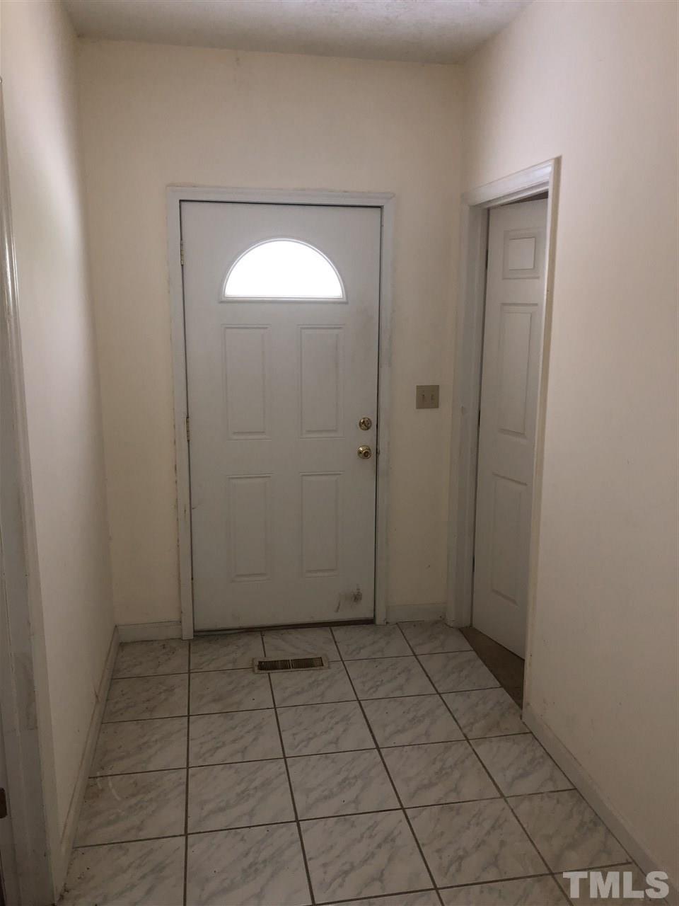 111 Johnson Street Roxboro, NC 27573 - Photo 6 of 8