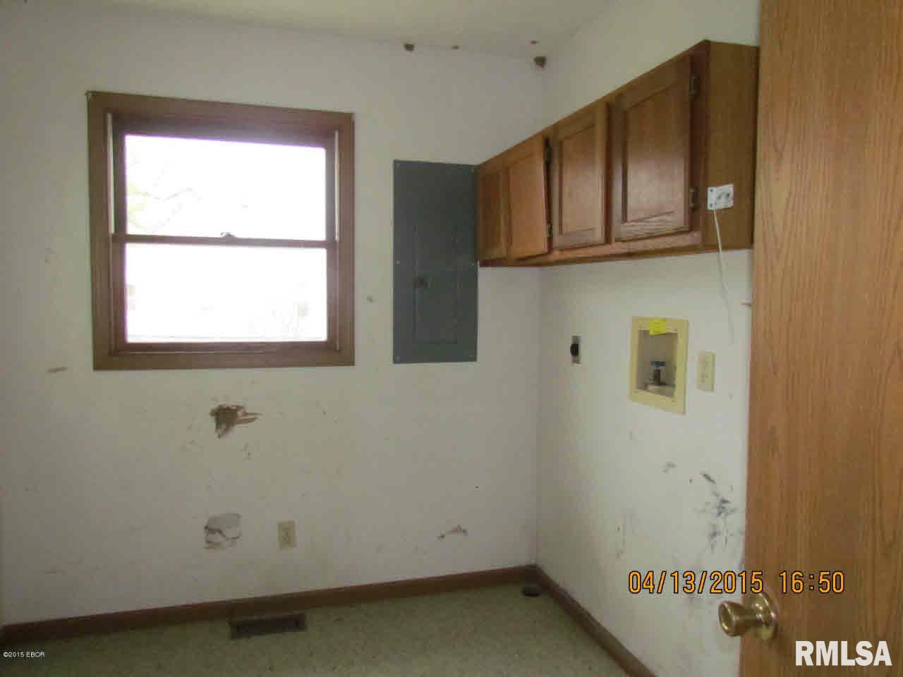 6570 Reevesville Road Grantsburg, IL 62943 - Photo 11 of 12