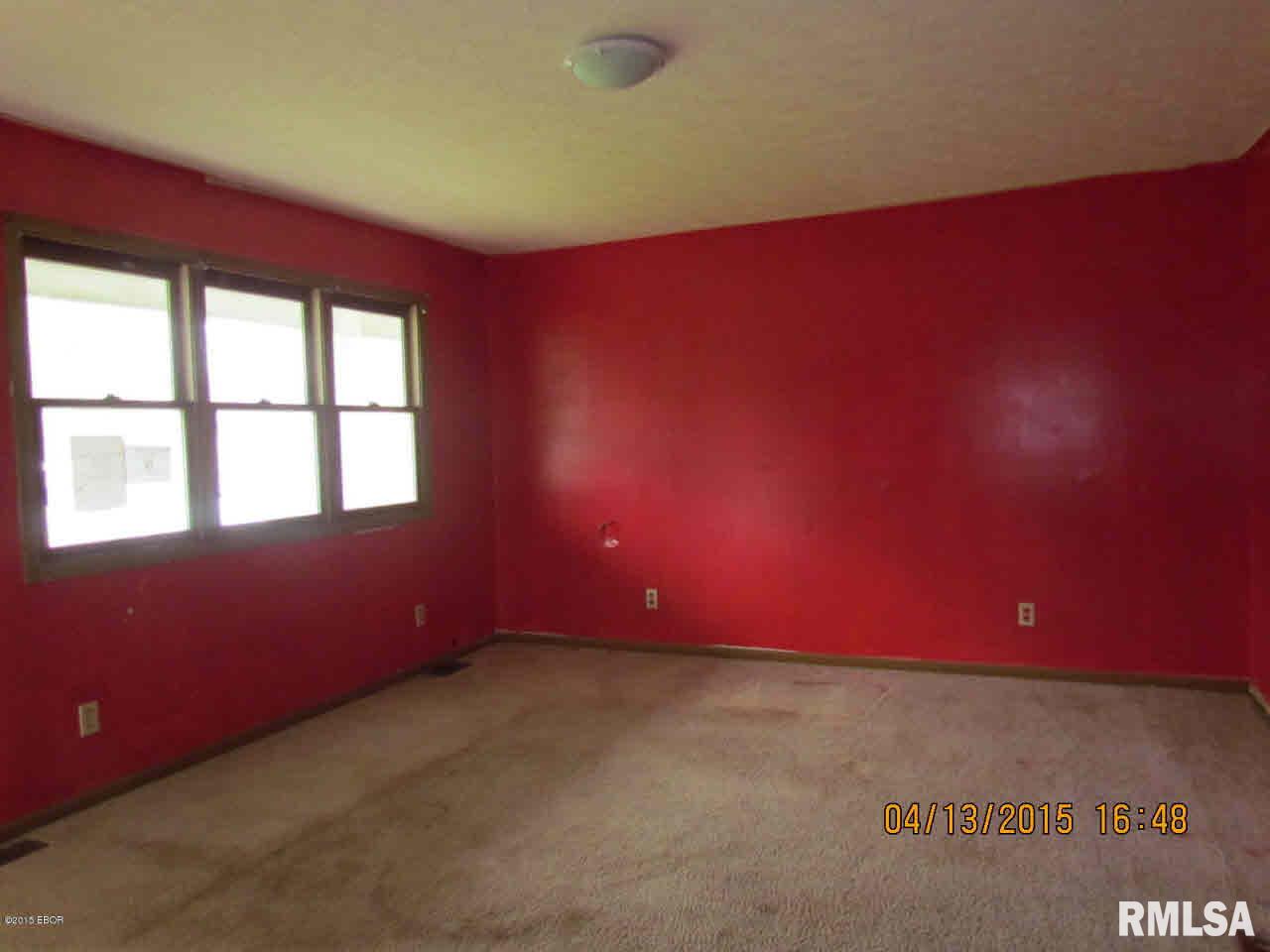 6570 Reevesville Road Grantsburg, IL 62943 - Photo 2 of 12
