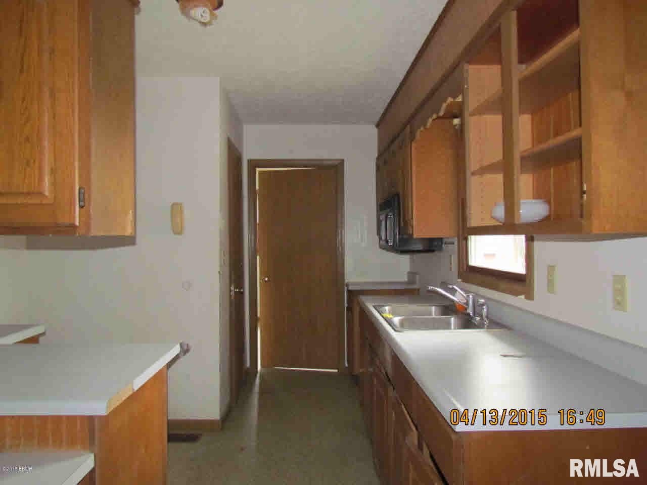 6570 Reevesville Road Grantsburg, IL 62943 - Photo 3 of 12