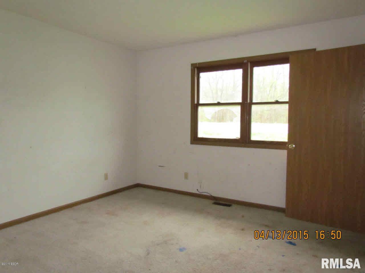 6570 Reevesville Road Grantsburg, IL 62943 - Photo 10 of 12