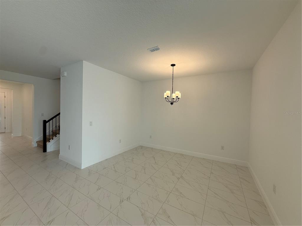 1663 Pyramid Hill Street Minneola, FL 34715 - Photo 9 of 31 Gallery Image 9