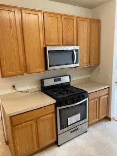 $2,400 | 3912 Everest Lane North, Plymouth, MN 55446