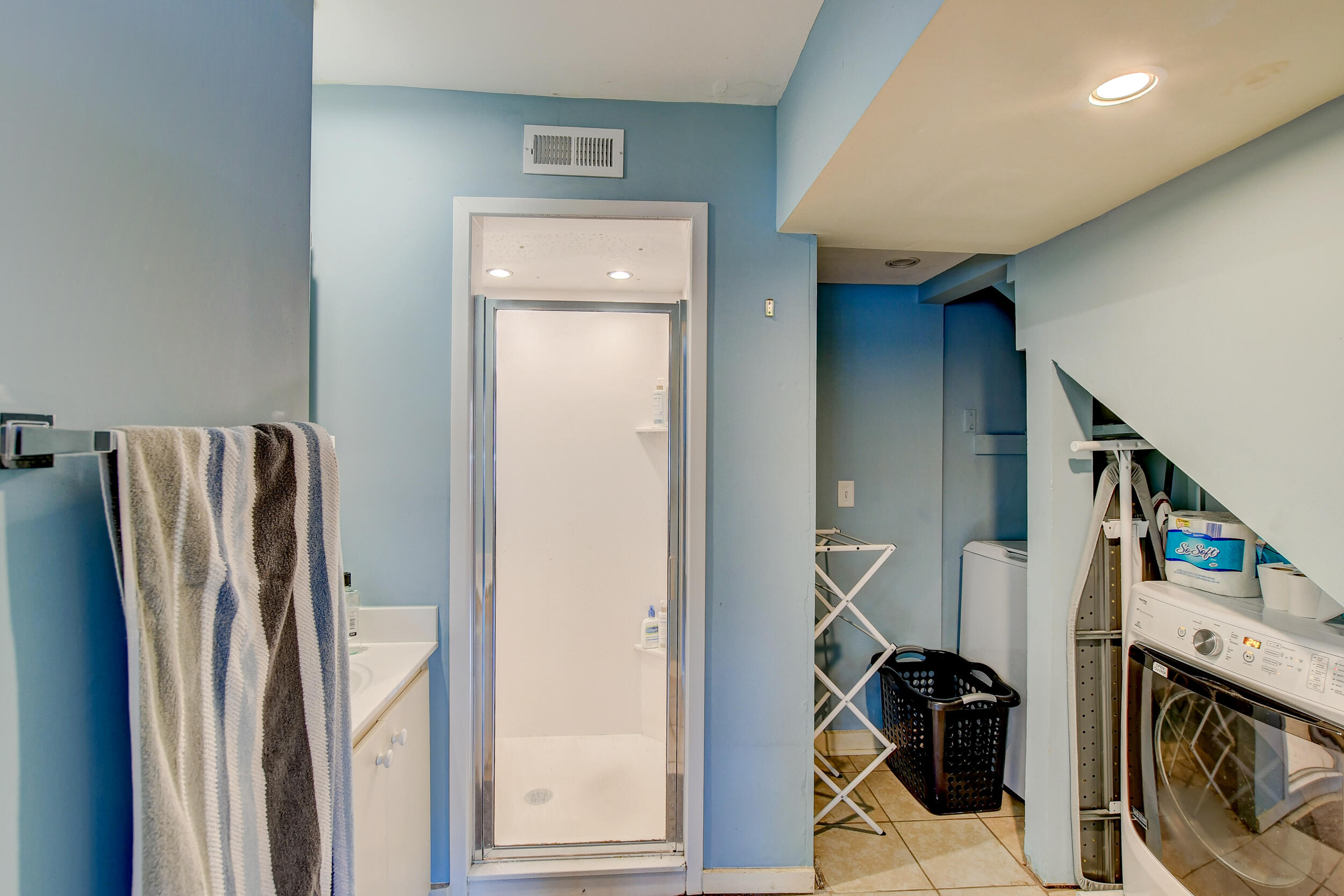 173 Rutledge Avenue, Unit Q Charleston, SC 29403 - Photo 24 of 27 DSC_6206_07_08_09_10