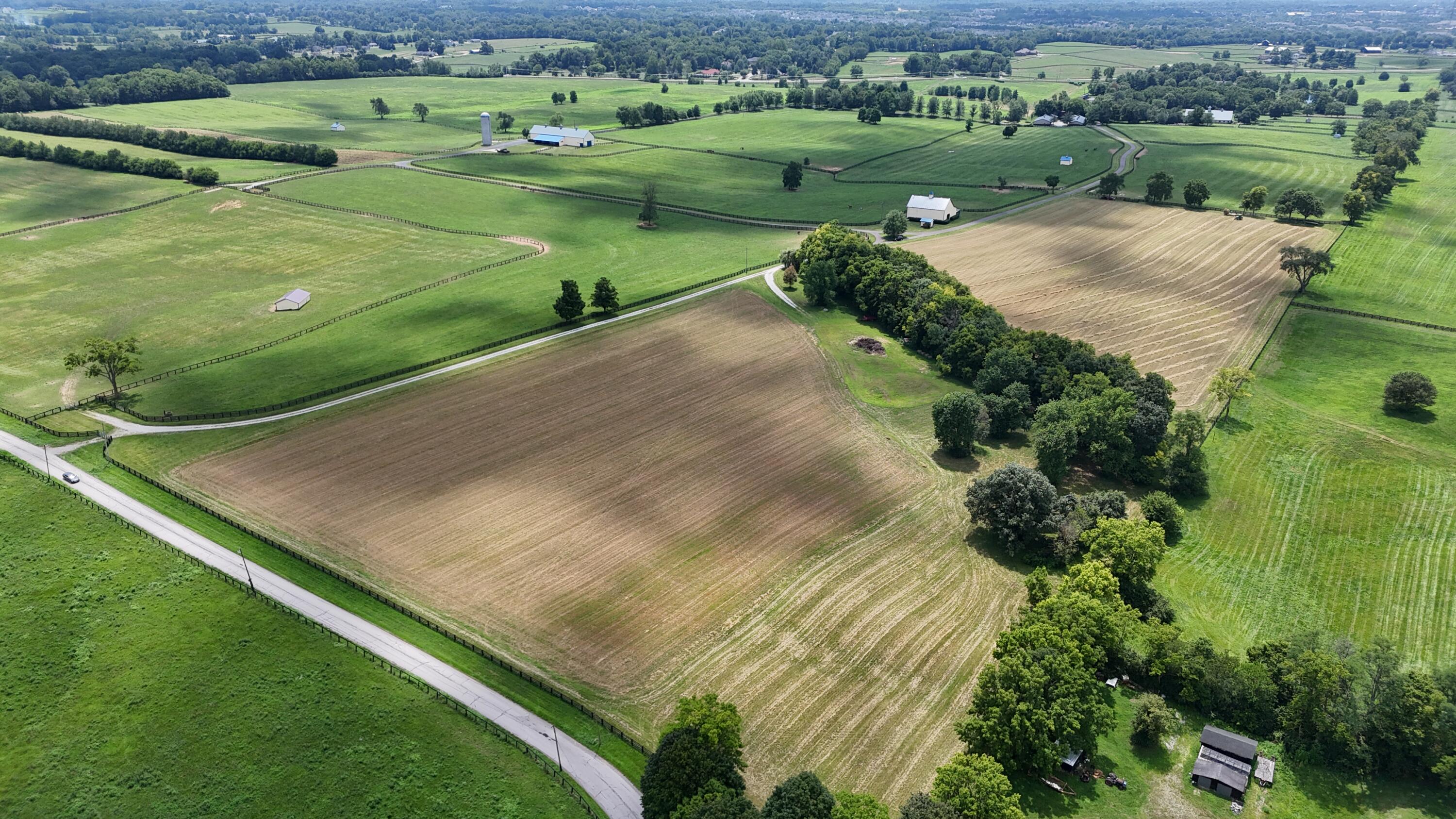 3469 Winchester Road Lexington, KY 40509 - Photo 8 of 86 DJI_20250725140200_0185_D