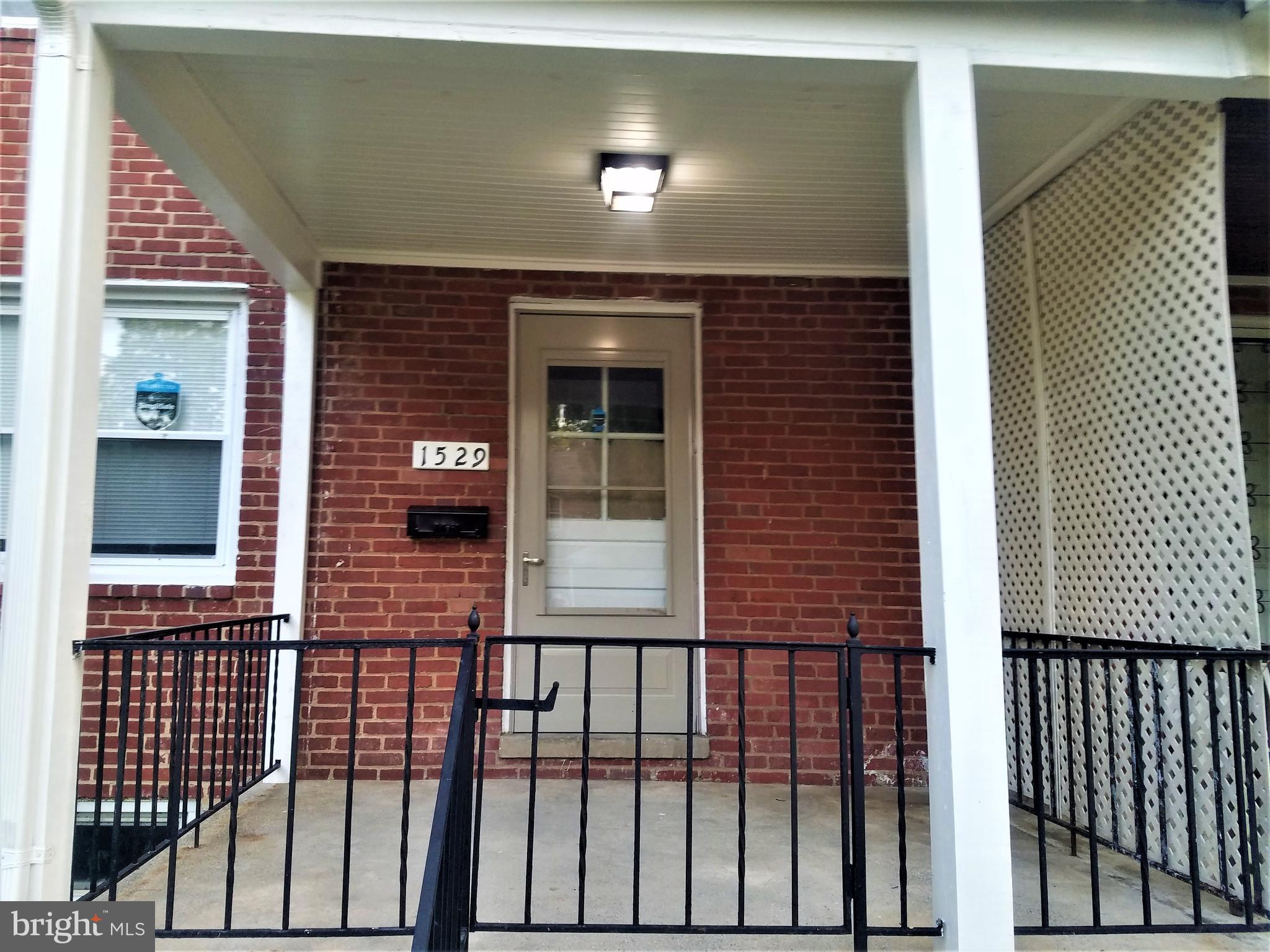 1529 Stonewood Road Baltimore, MD 21239 - Photo 3 of 21 Gallery Image 3