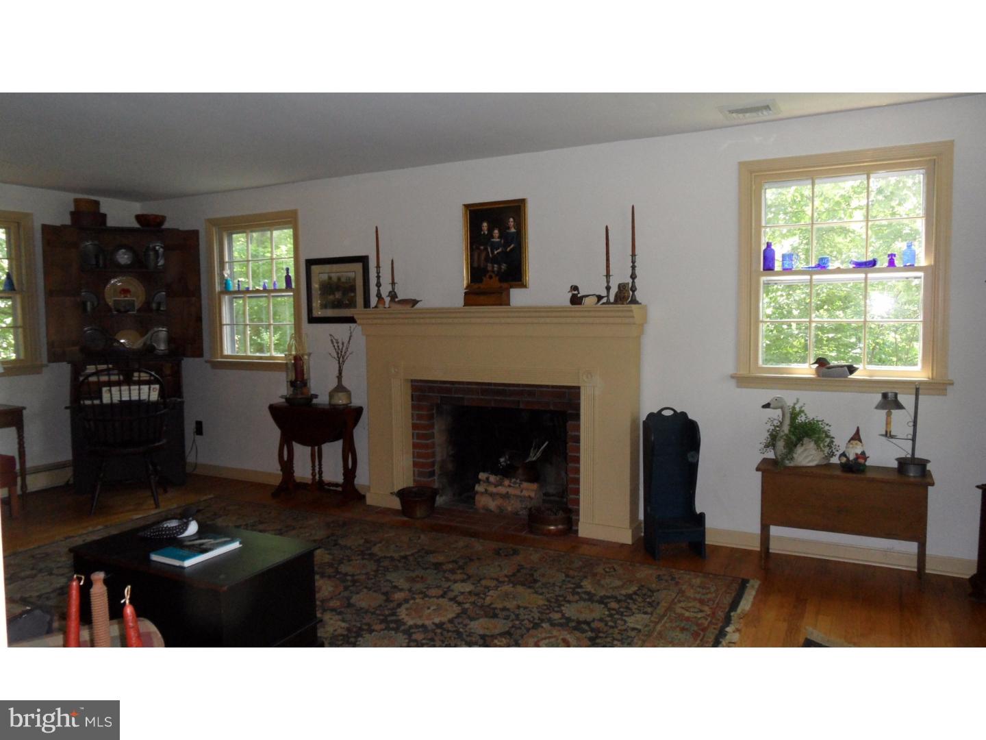 685 Spring Valley Road Doylestown, PA 18901 - Photo 5 of 21