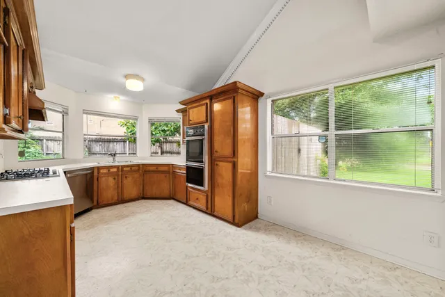 $269,000 | 902 Mesa Terrace Drive, Katy, TX 77450