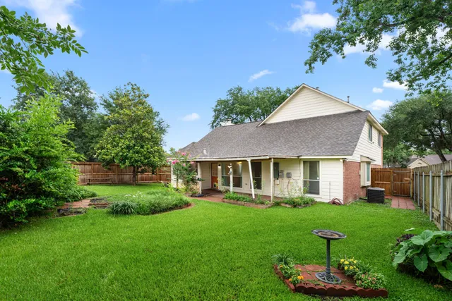 $269,000 | 902 Mesa Terrace Drive, Katy, TX 77450