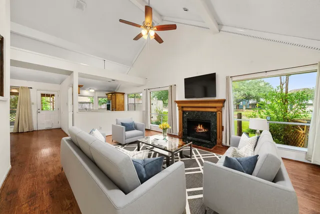 $269,000 | 902 Mesa Terrace Drive, Katy, TX 77450