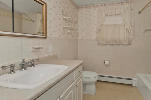 $390,000 | 309 Island Pond Road, Springfield, MA 01118