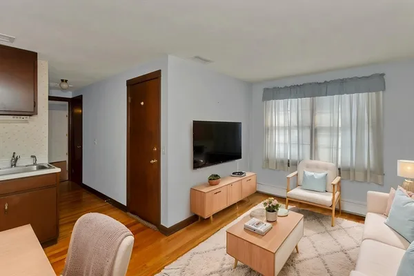 $390,000 | 309 Island Pond Road, Springfield, MA 01118