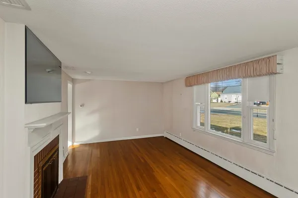 $390,000 | 309 Island Pond Road, Springfield, MA 01118