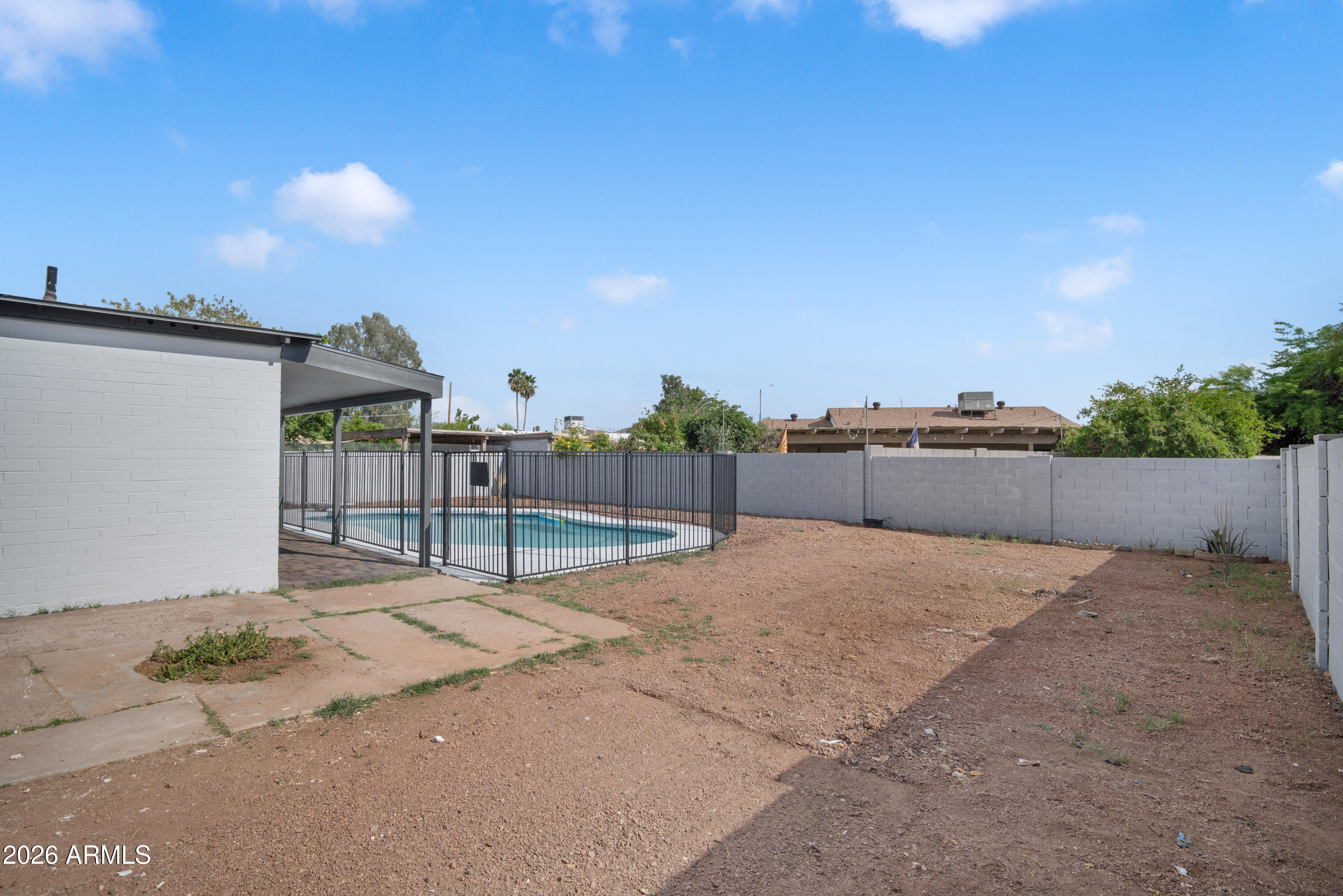 3047 West Greenway Road Phoenix, AZ 85053 - Photo 23 of 29 3047 W Greenway Rd-19