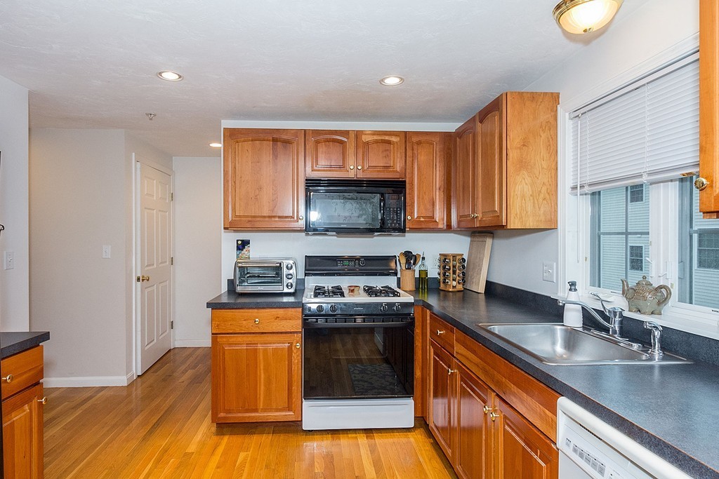1005 Trapelo Road, Unit 6 Waltham, MA 02452 - Photo 4 of 24