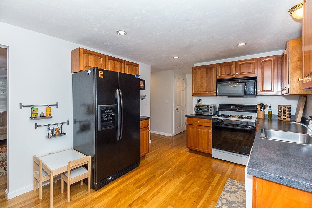 1005 Trapelo Road, Unit 6 Waltham, MA 02452 - Photo 5 of 24