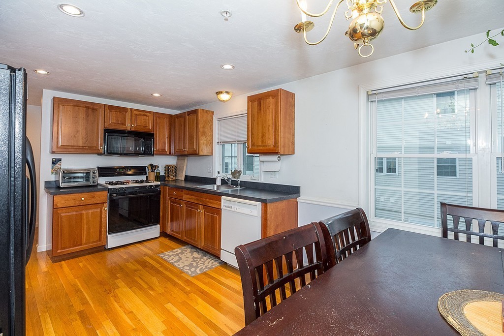 1005 Trapelo Road, Unit 6 Waltham, MA 02452 - Photo 7 of 24
