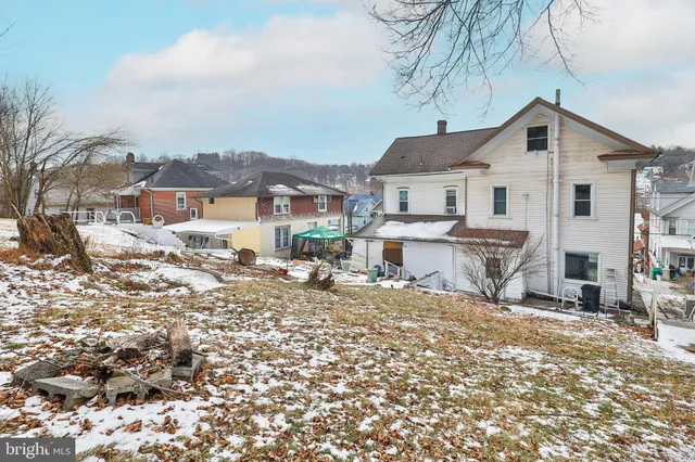 $209,900 | 267 South Main Street, Bangor, PA 18013