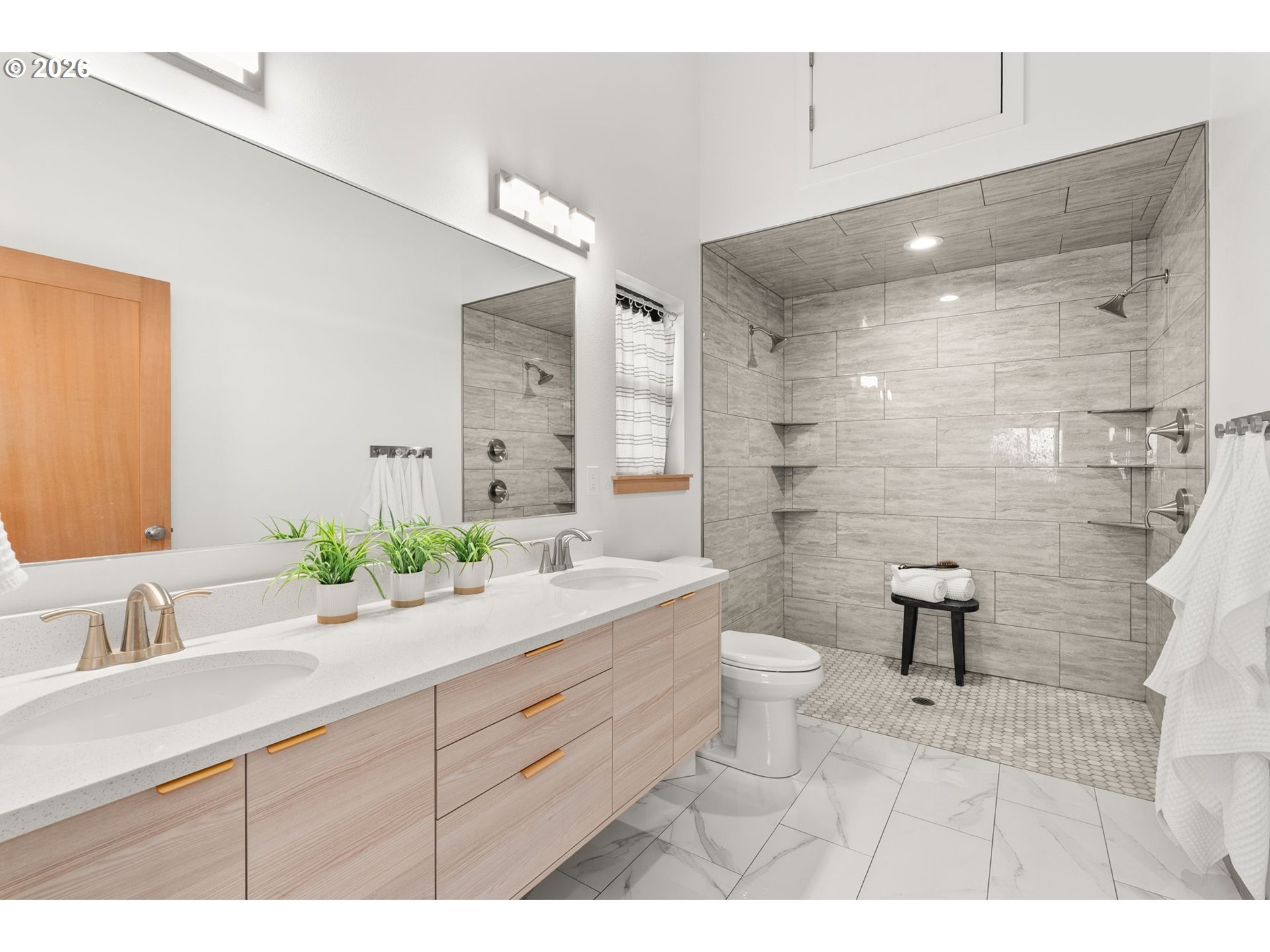 360 Smokey Valley Road Toledo, WA 98591 - Photo 17 of 40