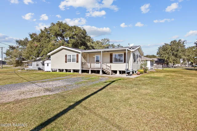 $164,000 | 4305 Vida Shaw Road, New Iberia, LA 70563