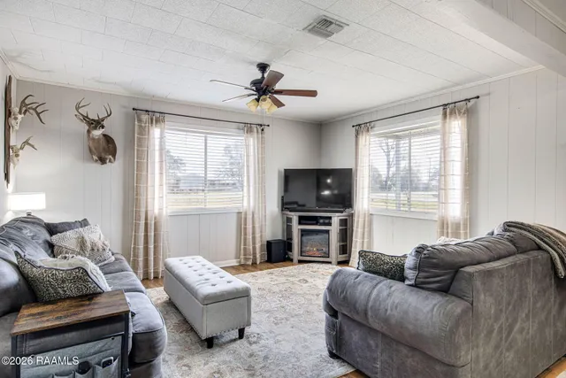 $164,000 | 4305 Vida Shaw Road, New Iberia, LA 70563